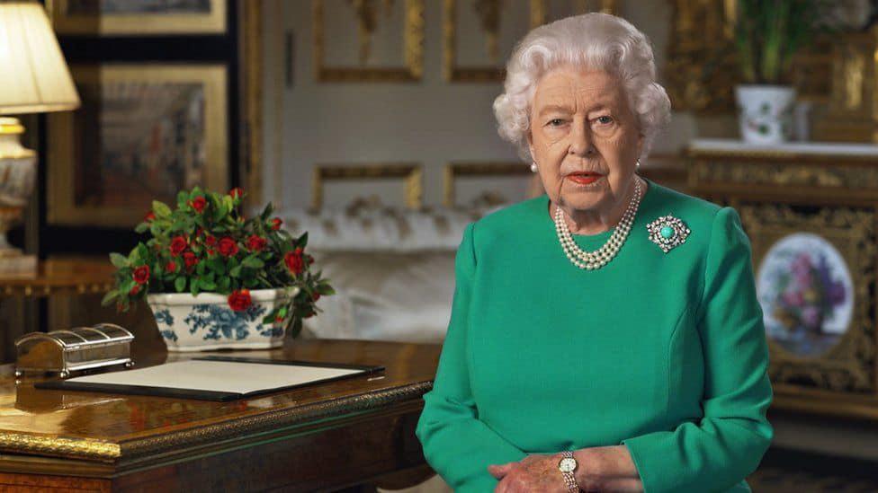 英國女王死因非「年邁」？ 菲利普親王好友曝疑罹「骨隨癌」